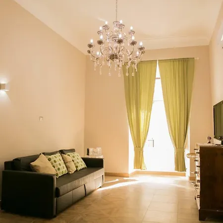 Gasthuis Casa Cairoli Napels