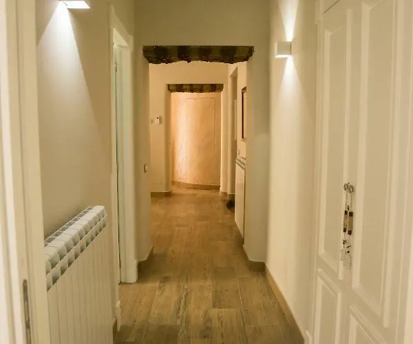 Casa Cairoli